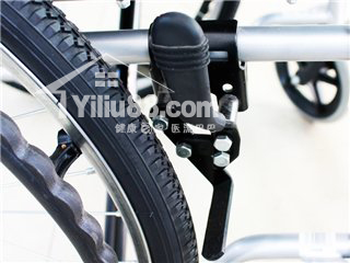 魚躍手動輪椅車